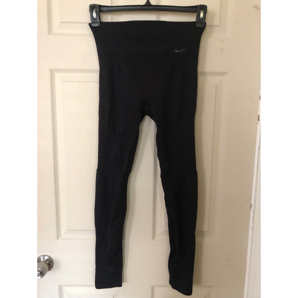 NIKE DRI-FIT leggings